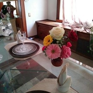 Meet your Posher, Evone